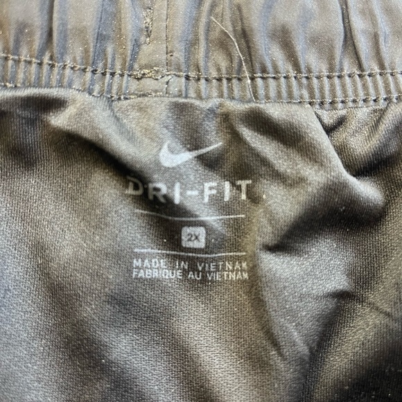 Nike dri fit tempo shorts r52-36 - Picture 2 of 3